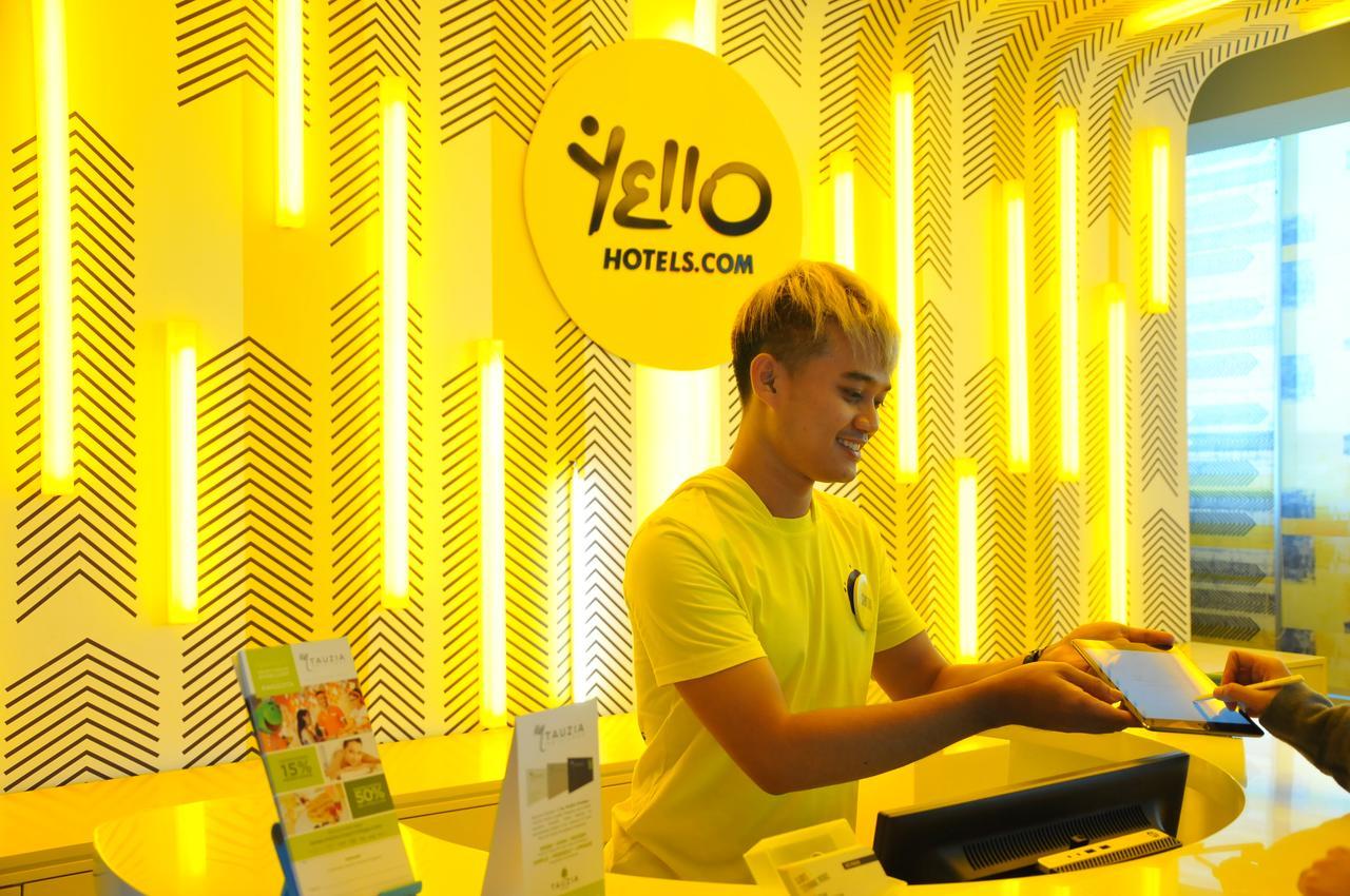 Yello Hotel Paskal Bandung Exterior photo