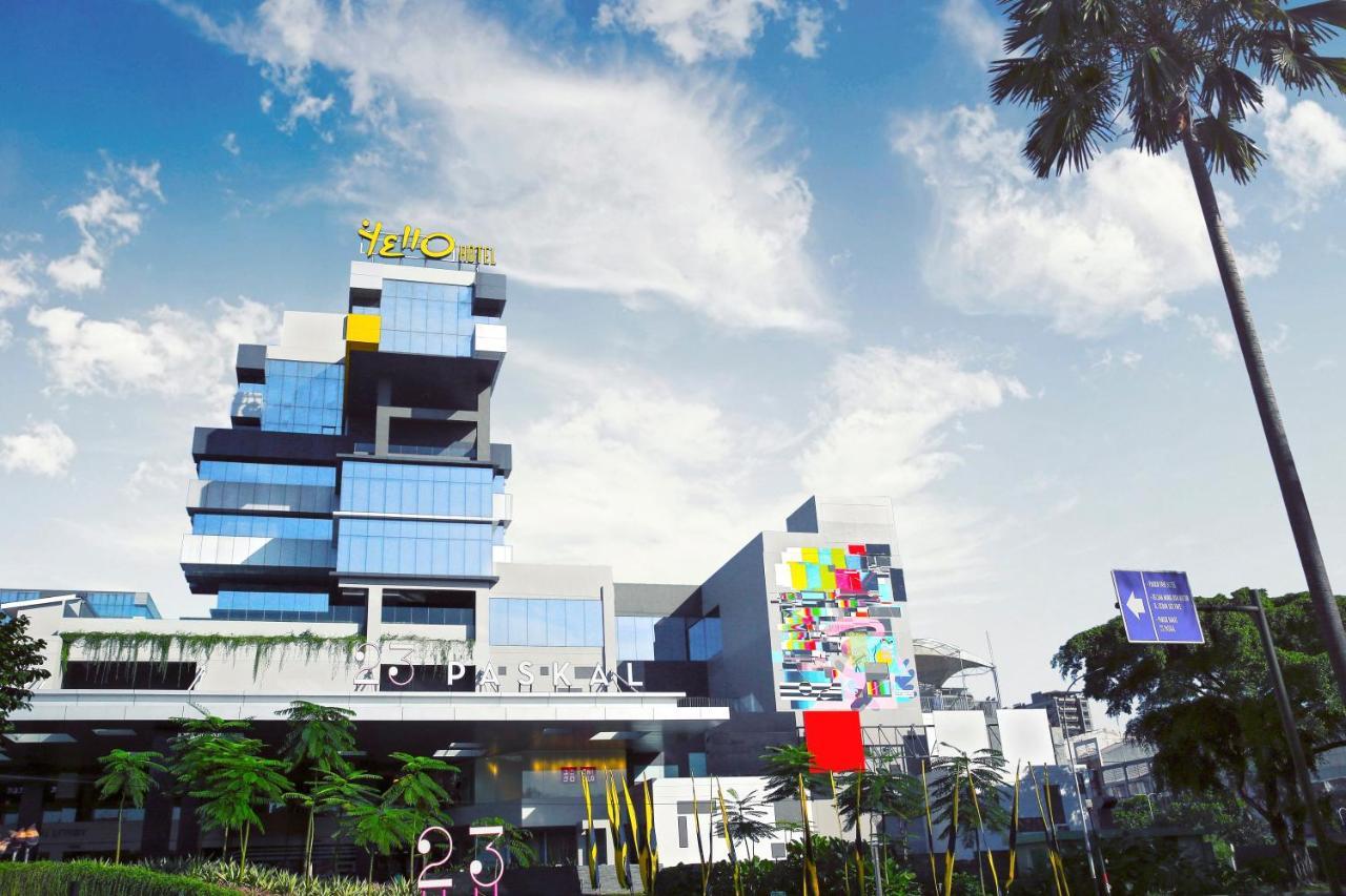 Yello Hotel Paskal Bandung Exterior photo
